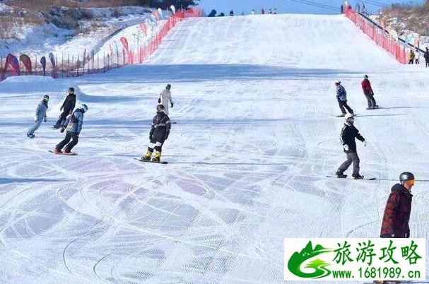 成都滑雪的地方在哪里 成都哪里有滑雪的地方