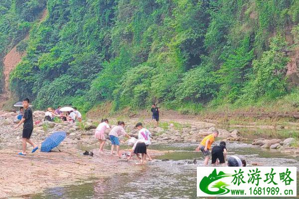 大邑虎跳河大桥有哪些景点