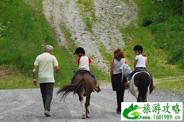 法国旅游-在阿尔卑斯山体验小王子的玫瑰城市