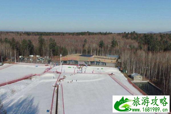 松花湖滑雪场和长白山滑雪场哪个好