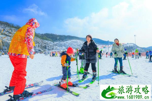 安吉云上草原滑雪场怎么样 是人工雪吗