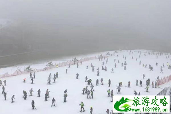 安吉云上草原滑雪场怎么样 是人工雪吗