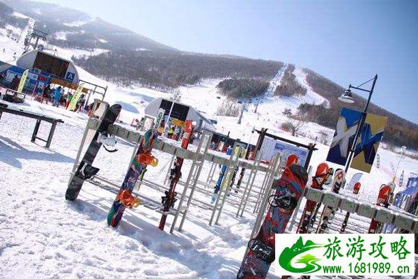 马鬃山滑雪场开业时间及票价