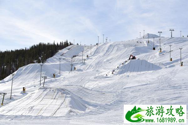 国内滑雪场排名前三的滑雪场盘点 古代的皇室贵族的狩猎场上榜