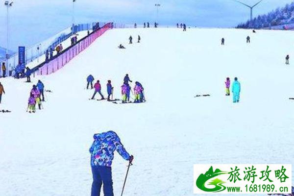 五峰国际滑雪场门票多少钱 五峰国际滑雪场在哪里