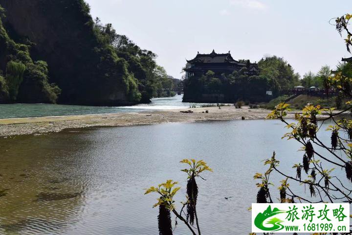  都江堰风景区在哪儿