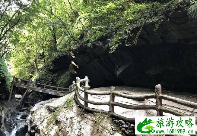 梵净山徒步登山攻略及路线