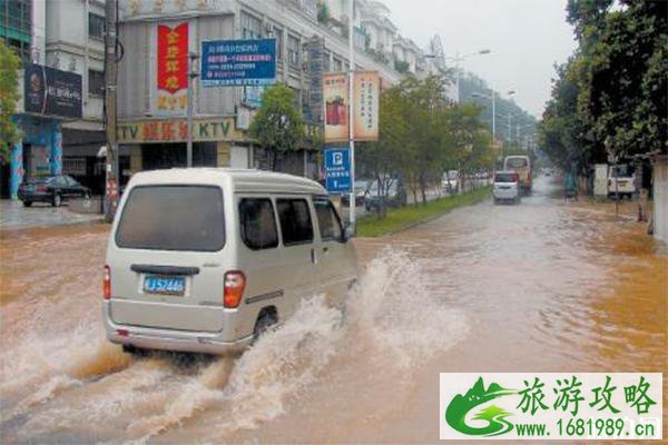 安徽黄山宣城等地暴雨信息7月4日