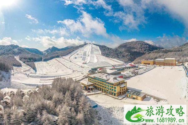 神龙架中和国际滑雪场和神龙架国际滑雪场是一个吗