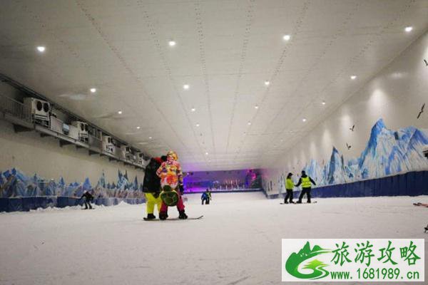 重庆际华园滑雪场在哪里