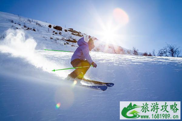 湖北神农架滑雪场门票多少钱 4大滑雪场各个都不一样哦