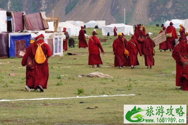 亚青寺在四川省什么地方 亚青寺介绍