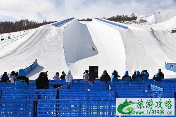 北京冬天应该去哪里游玩 除了知名景点还能滑雪看冰瀑了