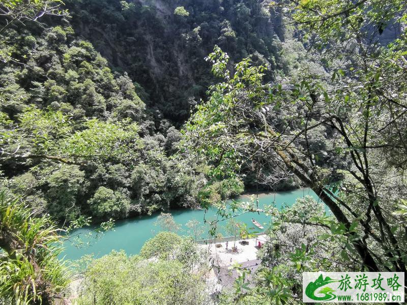 鹤峰屏山峡谷旅游攻略