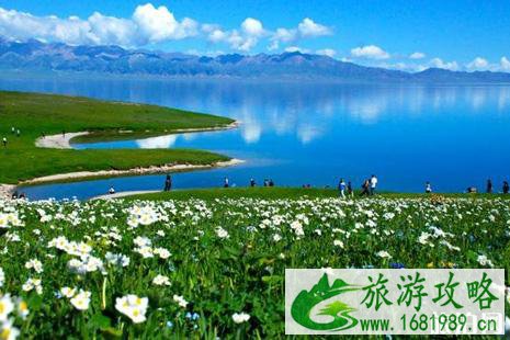 赛里木湖区间车价格+购票方式+购票地点 赛里木湖区间车价格+购票方式+购票地点