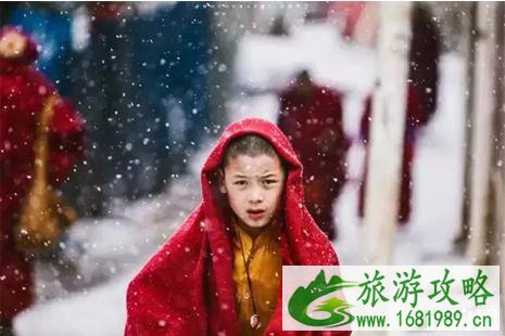 色达下雪了吗 色达雪景推荐