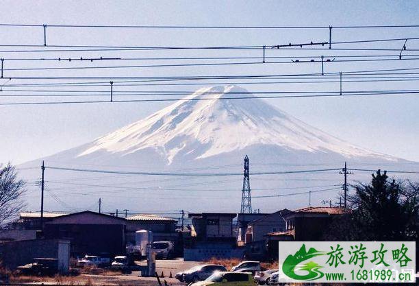 带一万人民币去日本旅游两周够吗