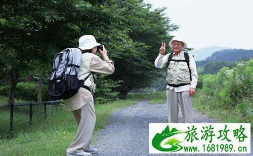 带老人出游注意事项 老年人出去旅游应该注意什么