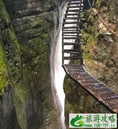 湖南坐龙峡在哪 有什么好玩的 门票多少钱