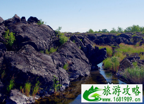 老黑山在哪里 老黑山是活火山吗